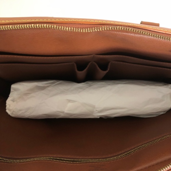 Louis Vuitton EPI briefcase - Picture 4 of 8